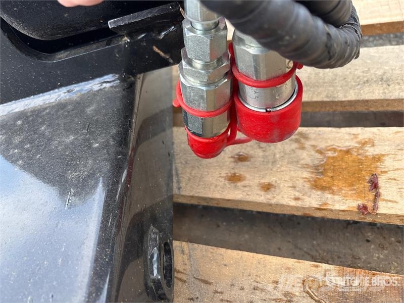  GIYI 12 in Mini Skid Steer Auger (Unused) Tarière