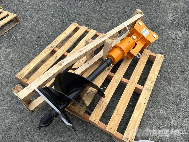 GIYI 16 in Excavator Auger - Fits Cat 303 (Unused) Vrtalne naprave