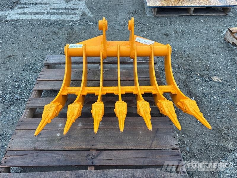 GIYI 32 in Excavator Rake - Fits Cat 305 (Unused) Okretači i sakupljači sena