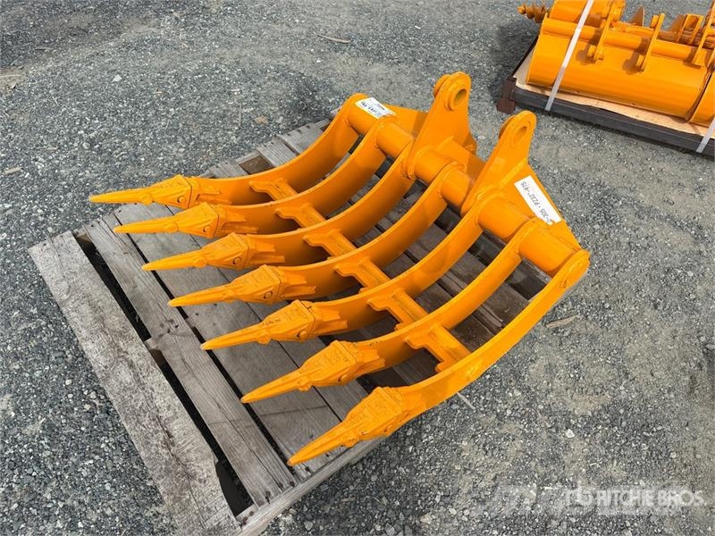 GIYI 32 in Excavator Rake - Fits Cat 305 (Unused) Okretači i sakupljači sena