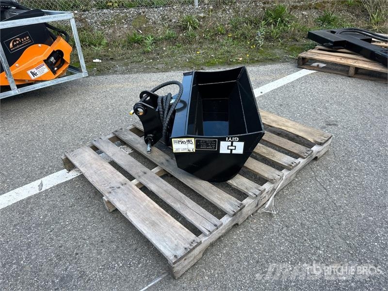 GIYI GY-3TB Tilting Excavator Bucket - Fits Cat 3 Kašike / Korpe