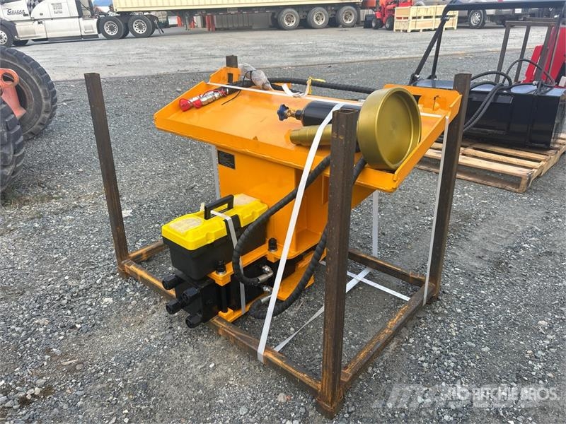 GIYI GY-AD680 Skid Steer Post Driver (Unused) Equipos de vallado