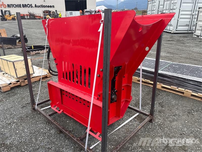 GIYI GY-BC72 24 in Skid Steer Block Crusher (Unuse Other components