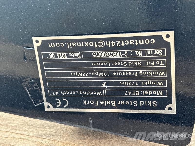 GIYI GY-BF47 47 in Skid Steer Bale Spear (Unused) Ďalšie komponenty