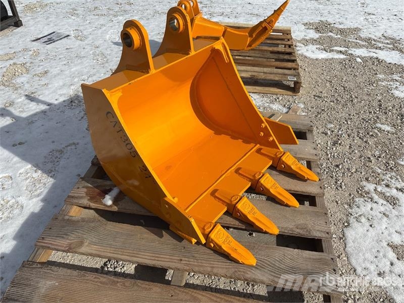  GIYI GY-BK 24 in Digging Excavator Bucket - Fits C Žlice