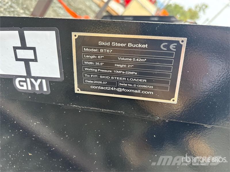GIYI GY-BT67 66 in General Purpose Skid Steer Buck Žlice
