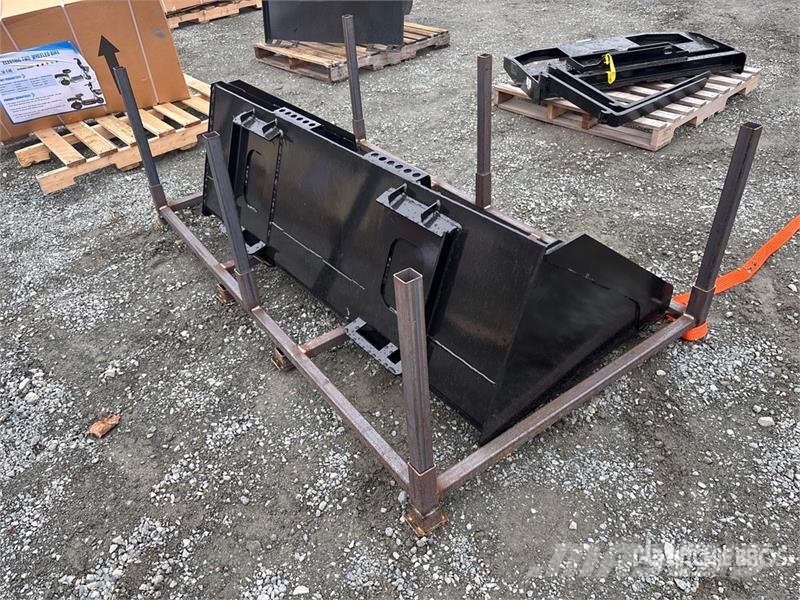 GIYI GY-BT67 66 in General Purpose Skid Steer Buck Žlice