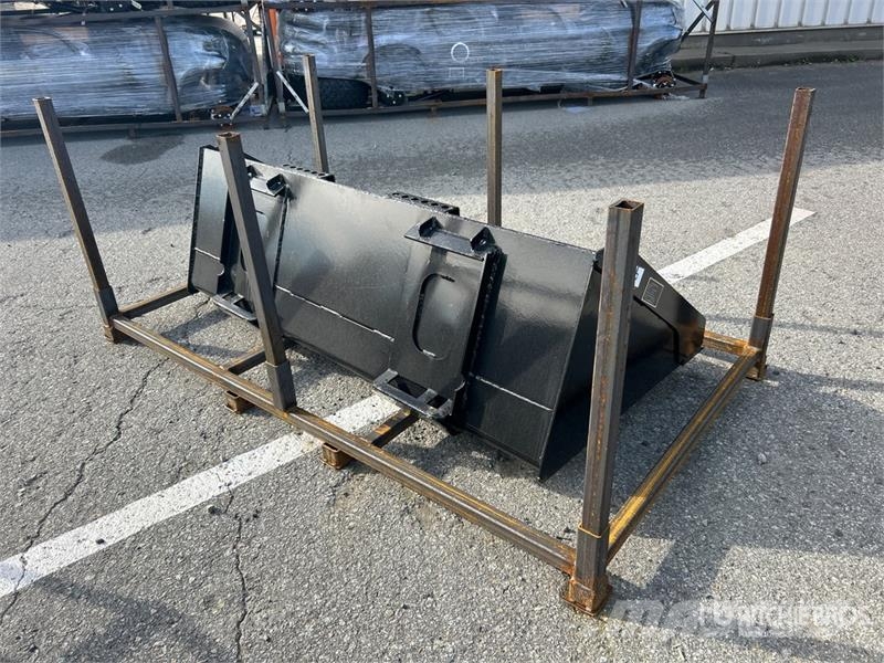 GIYI GY-BT67 67 in Skid Steer Bucket (Unused) Κουβάδες