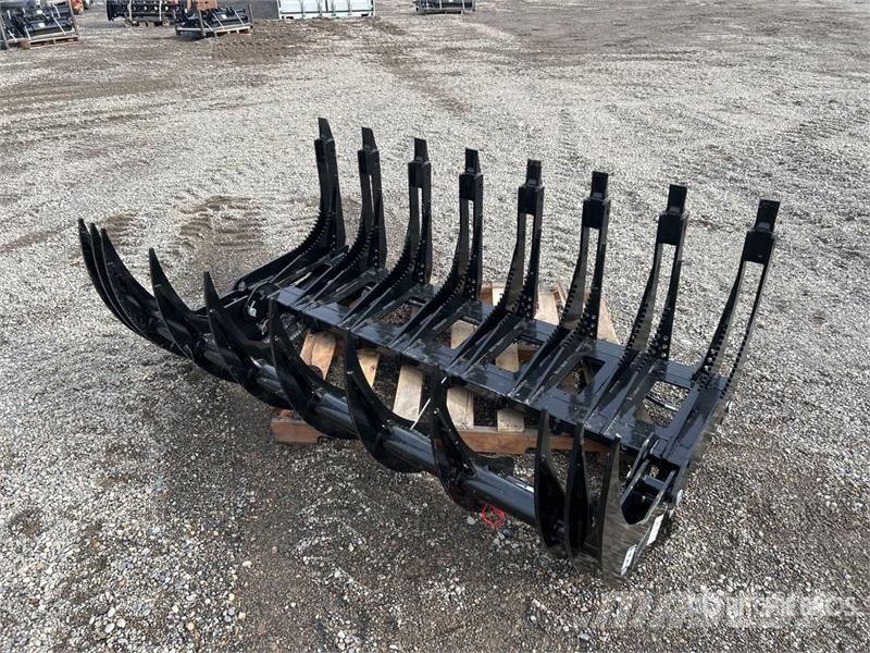 GIYI GY-CLG72 72 in Log Skid Steer Grapple (Unused Gripere