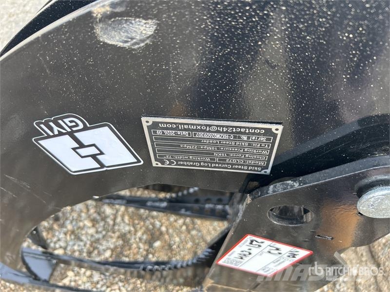 GIYI GY-CLG72 72 in Log Skid Steer Grapple (Unused Gripere