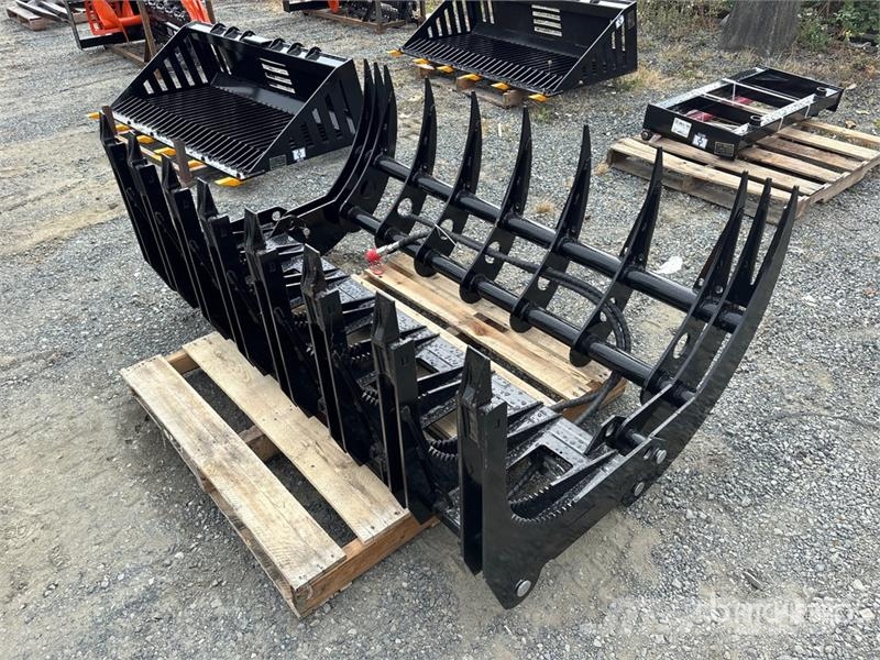 GIYI GY-CLG72 72 in Log Skid Steer Grapple (Unused Garras