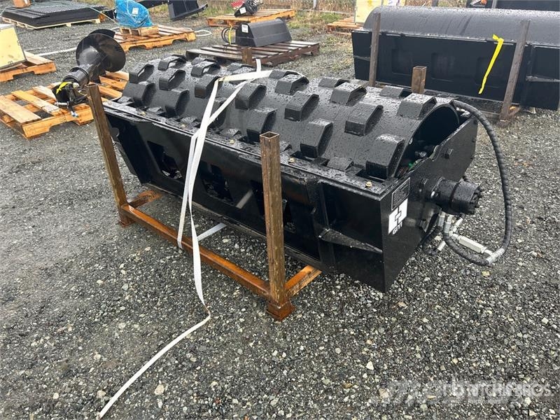  GIYI GY-CW70 59 in Padfoot Skid Steer Vibratory Ro Veltņi