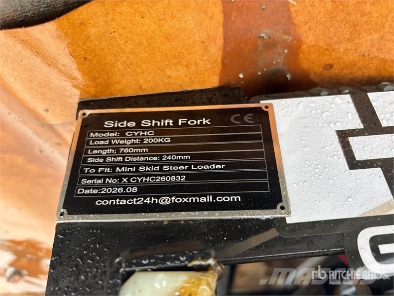 GIYI GY-CYHC 29 in Mini Skid Steer Forks (Unused) Trukkihaarukat