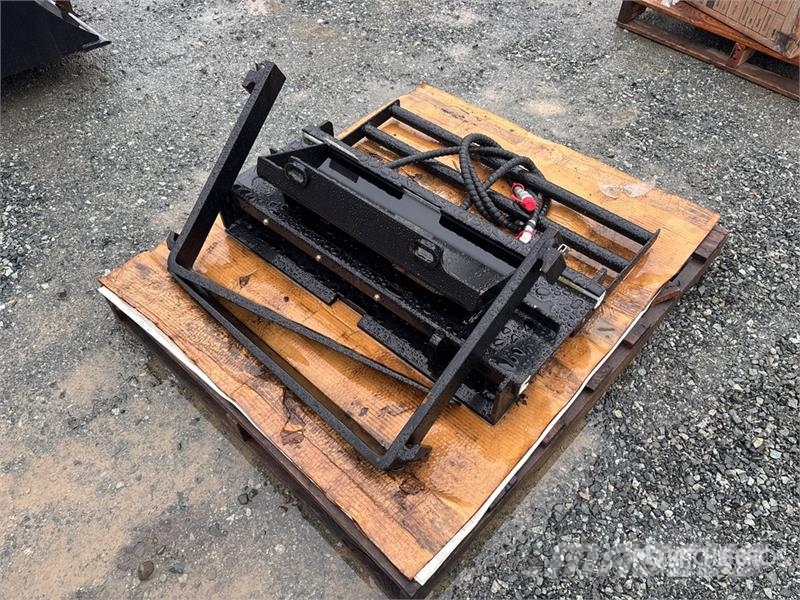 GIYI GY-CYHC 29 in Mini Skid Steer Forks (Unused) Trukkihaarukat