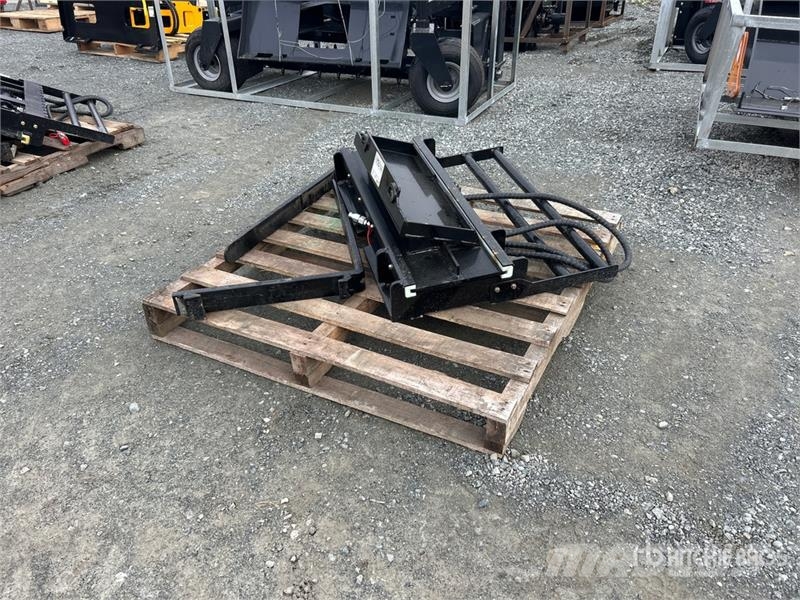 GIYI GY-CYHC 30 in Mini Skid Steer Forks (Unused) Pallegafler