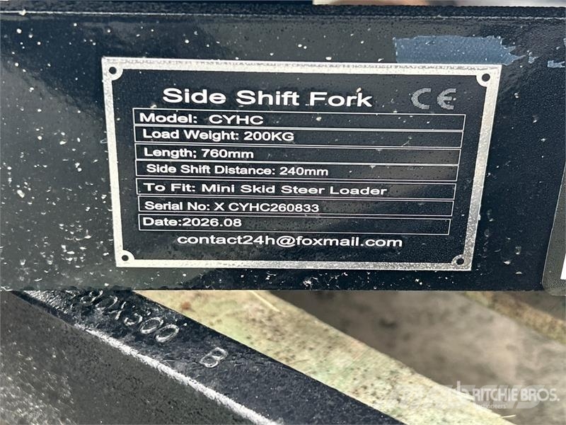 GIYI GY-CYHC 30 in Mini Skid Steer Forks (Unused) Pallegafler