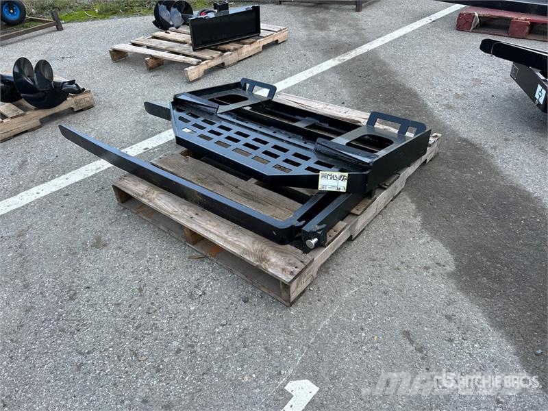  GIYI GY-DHC 59 in Skid Steer Forks (Unused) Tõstekahvlid