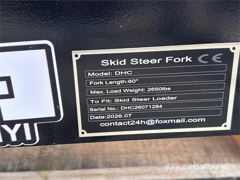 GIYI GY-DHC 59 in Skid Steer Forks (Unused) フォーク