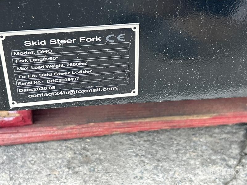  GIYI GY-DHC 59 in Skid Steer Forks (Unused) Tõstekahvlid