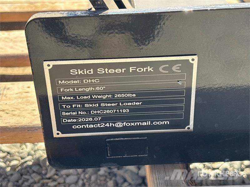  GIYI GY-DHC 59 in Skid Steer Forks (Unused) フォーク