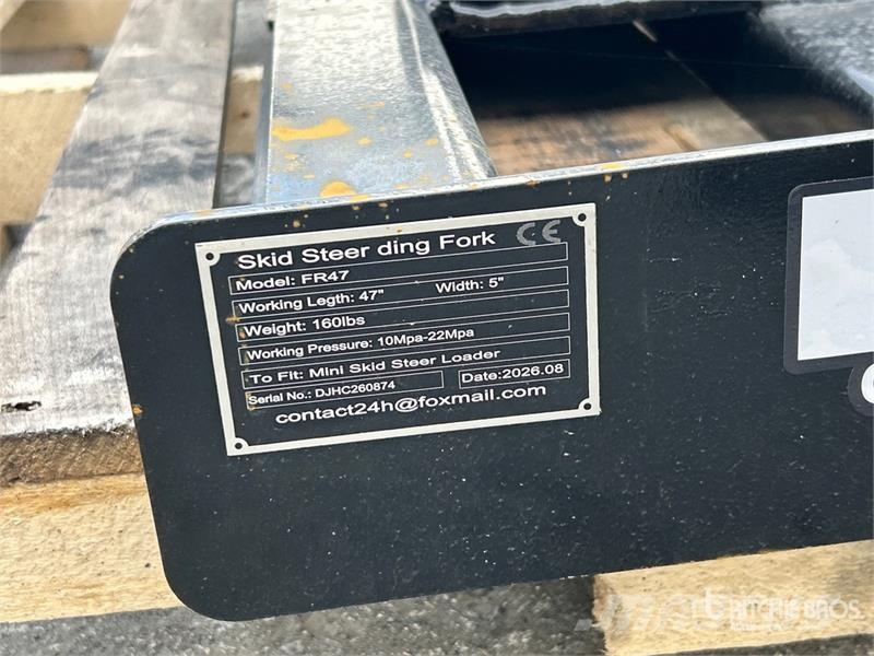 GIYI GY-FR47 29 in Mini Skid Steer Forks (Unused) Tõstekahvlid
