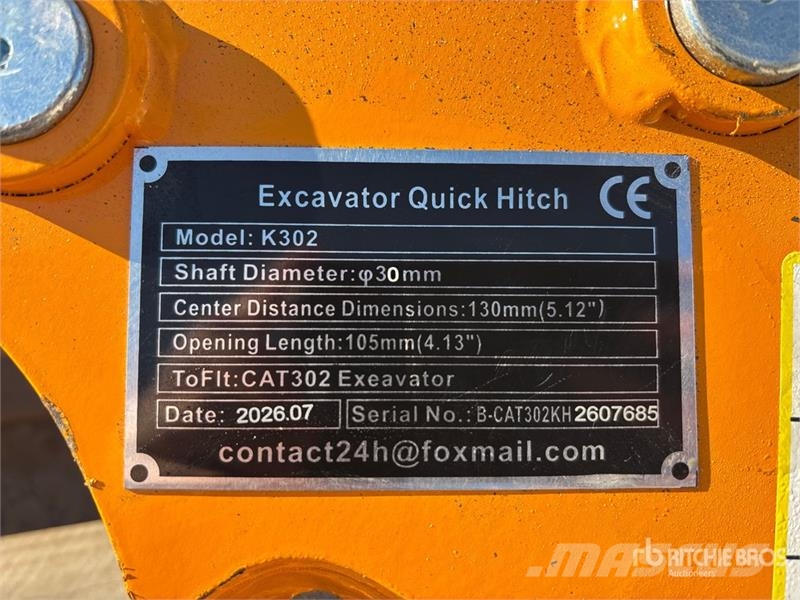 GIYI GY-K302 Excavator Coupler - Fits CAT 302 (Unu Schnellwechsler