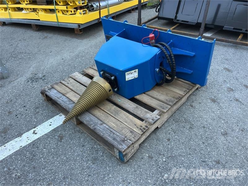 GIYI GY-LS43 43 in Skid Steer Log Splitter (Unused Štípačky a řezačky dřeva