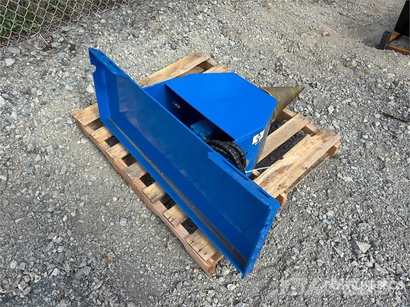  GIYI GY-LS43 43 in Skid Steer Log Splitter (Unused Houtklover