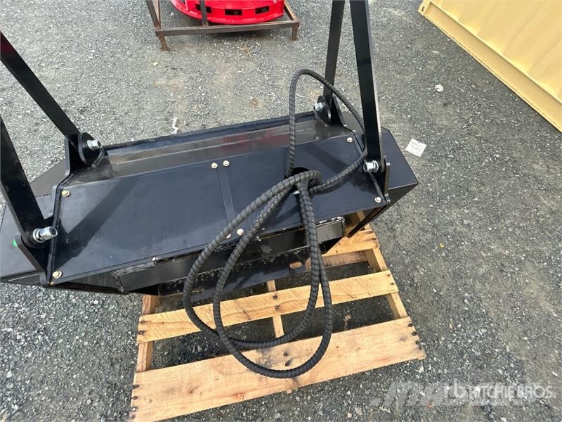  GIYI GY-ML45 32 in Mini Skid Steer Mulcher (Unused Šumski mulčeri