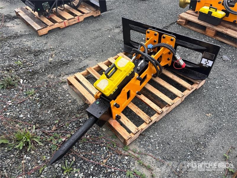 GIYI GY-P680 67 in Skid Steer Breaker (Unused) Martelos / Rompedores