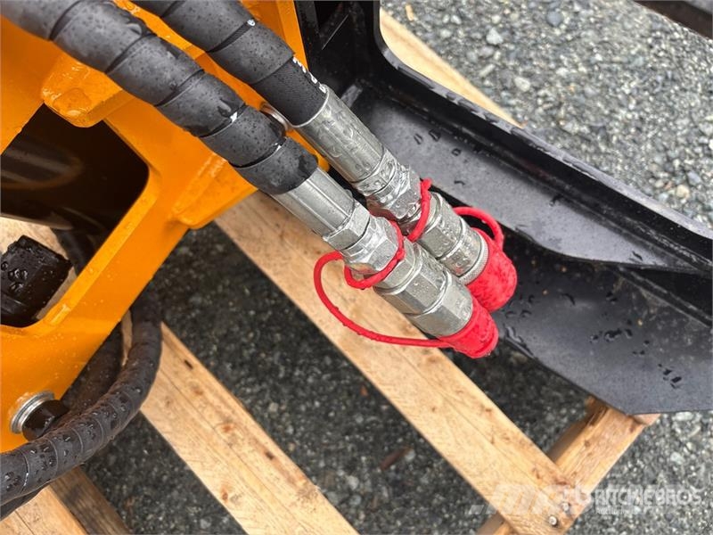 GIYI GY-P680 67 in Skid Steer Breaker (Unused) Martelos / Rompedores