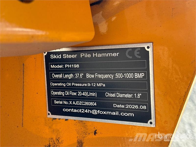 GIYI GY-PH198 Mini Skid Steer Post Driver (Unused) Equipement de clôture