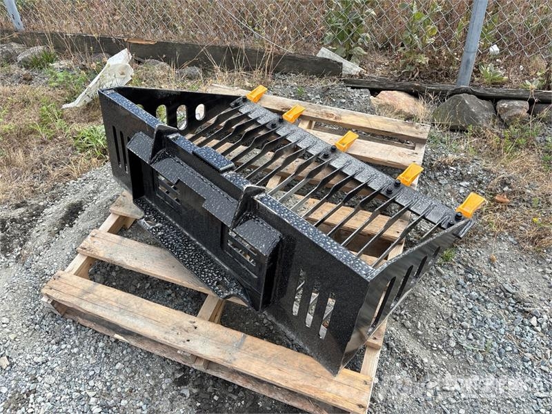  GIYI GY-RB44 44 in Rock Mini Skid Steer Bucket (Un Žlice