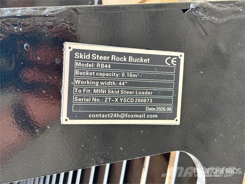  GIYI GY-RB44 44 in Rock Mini Skid Steer Bucket (Un 버켓