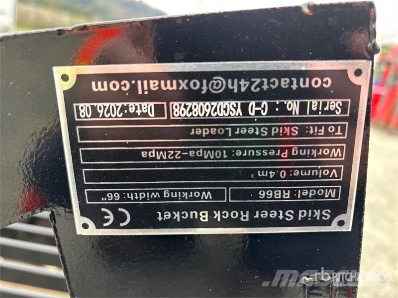  GIYI GY-RB66N 66 in Rock Skid Steer Bucket (Unused دلاء