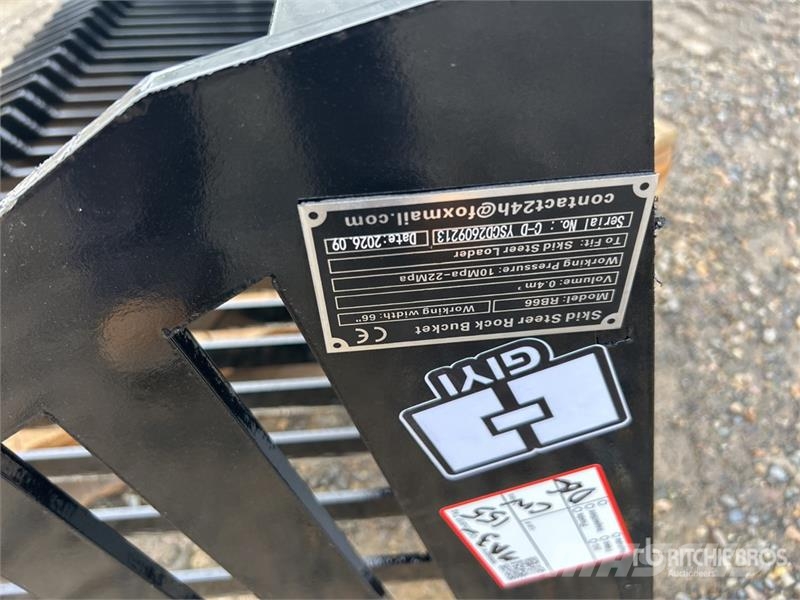 GIYI GY-RB66N 66 in Rock Skid Steer Bucket (Unused バケット