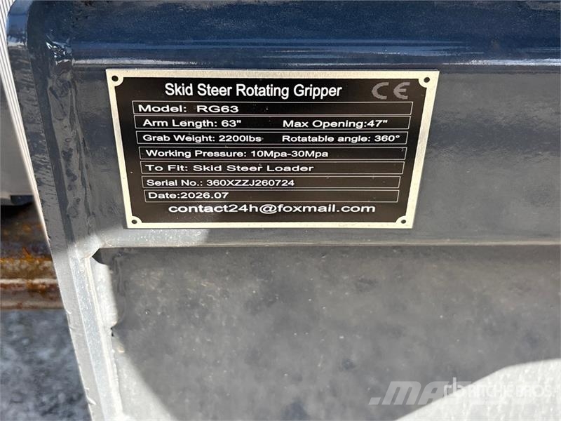  GIYI GY-RG63 30 in 2200 lb Rotating Skid Steer Gra Pinzas