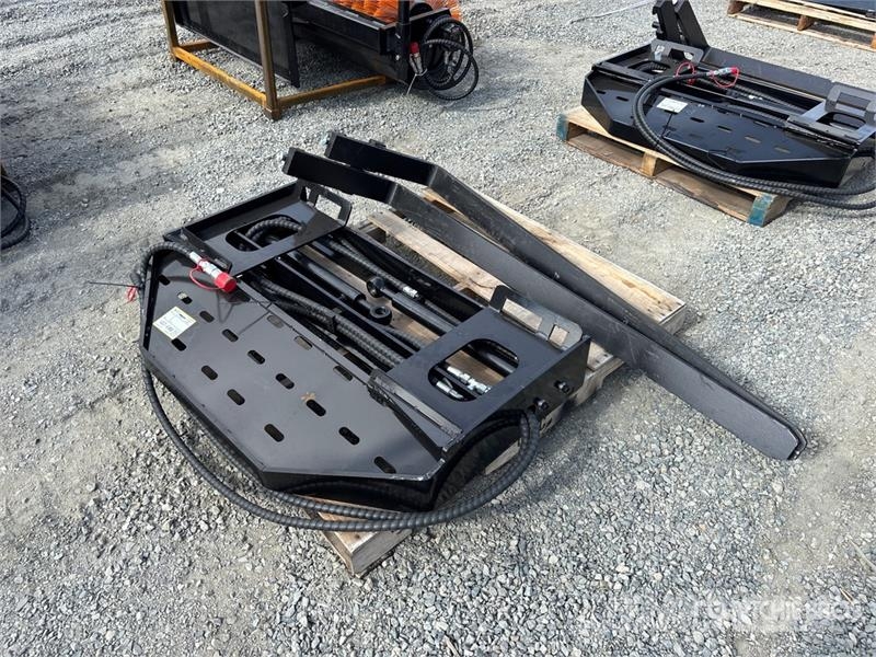 GIYI GY-SF60 60 in Skid Steer Forks (Unused) フォーク