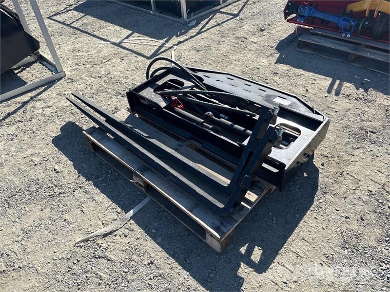 GIYI GY-SF60 60 in Skid Steer Forks (Unused) Forks