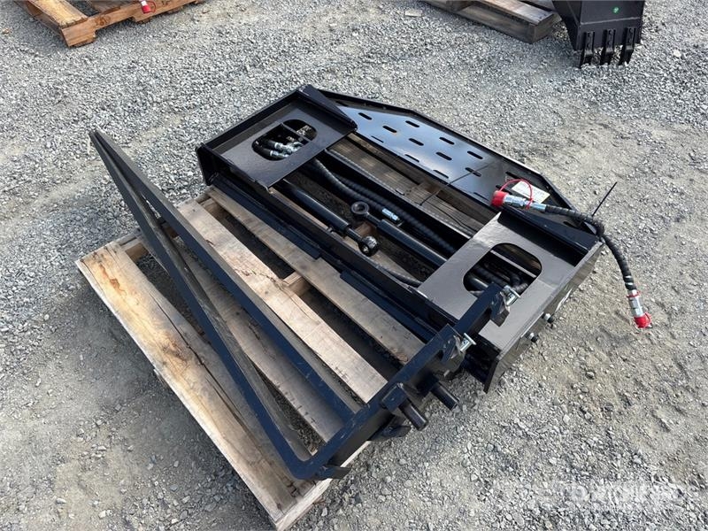 GIYI GY-SF60 60 in Skid Steer Forks (Unused) フォーク
