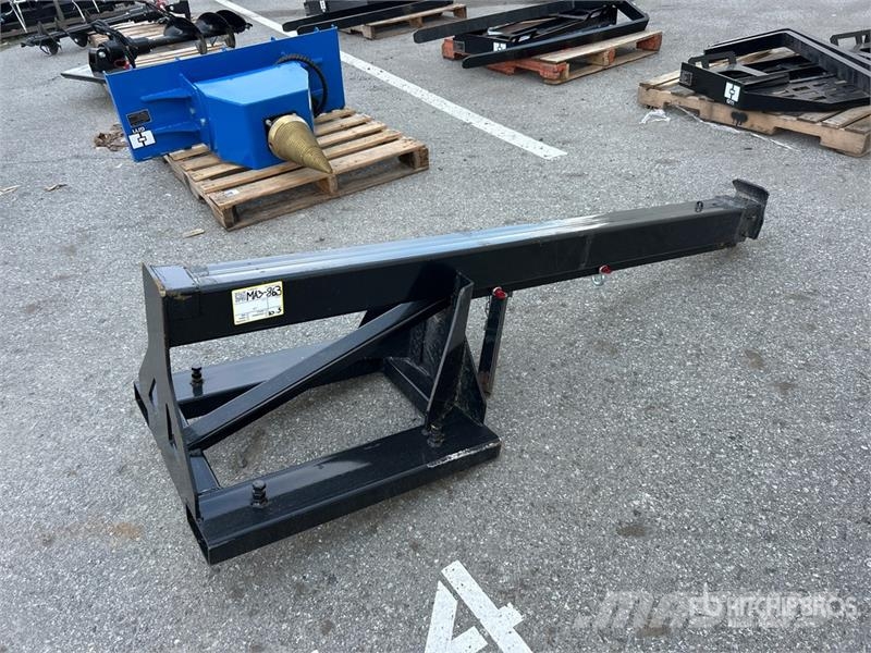 GIYI GY-TB47 132 in 3300 lb Forklift Telescopic Bo Other components