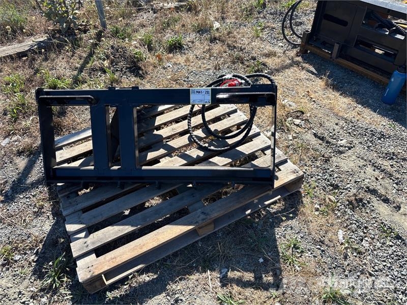 GIYI GY-TP45 Skid Steer Post Puller (Unused) Ďalšie komponenty