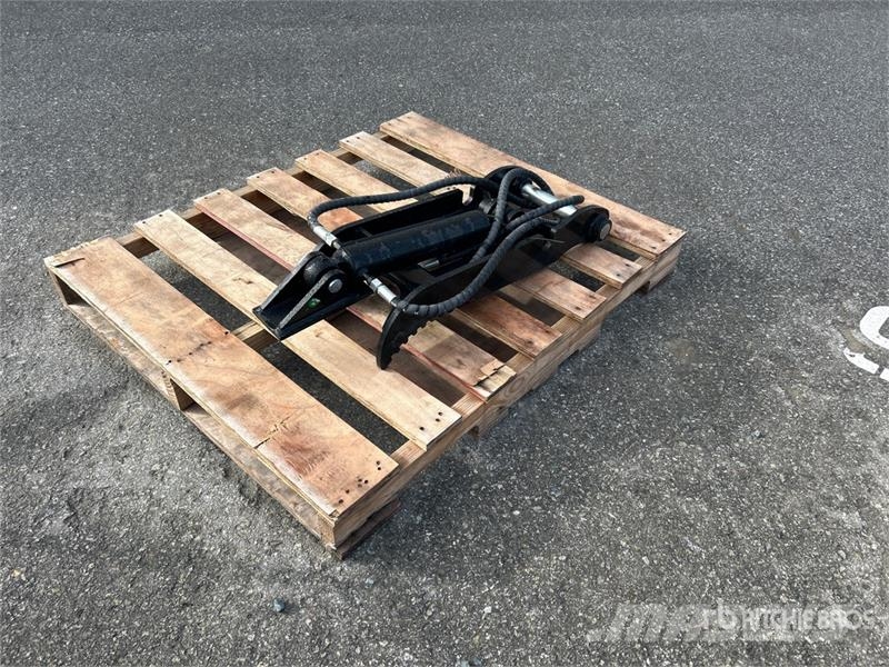  GIYI GY-XJ3T Excavator Thumb (Unused) Κουβάδες