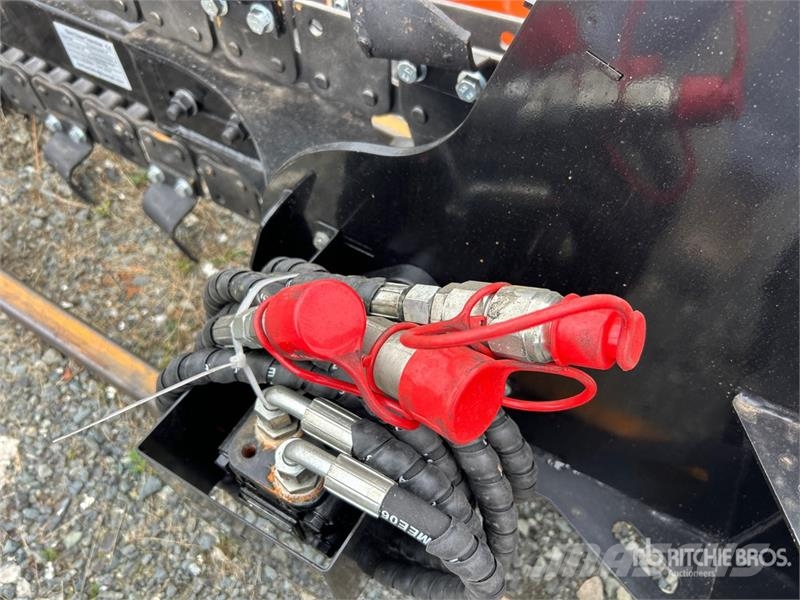 GIYI GY-Y D380 39 in Skid Steer Trencher (Unused) Excavatoare de santuri