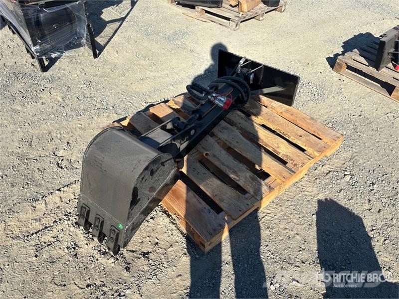GIYI GY-ZWB 12 in Mini Skid Steer Backhoe (Unused) Utovarne korpe