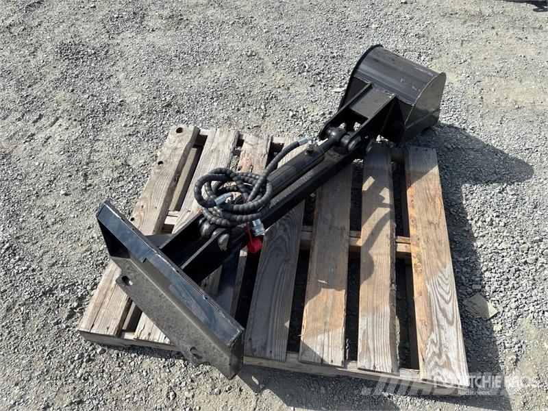 GIYI GY-ZWB 12 in Mini Skid Steer Backhoe (Unused) Backhoes