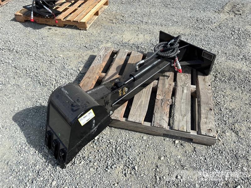 GIYI GY-ZWB 12 in Mini Skid Steer Backhoe (Unused) Backhoes