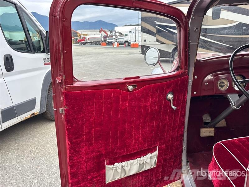 GM Model T 14CB 4x2 Pickup (Inoperable) Další