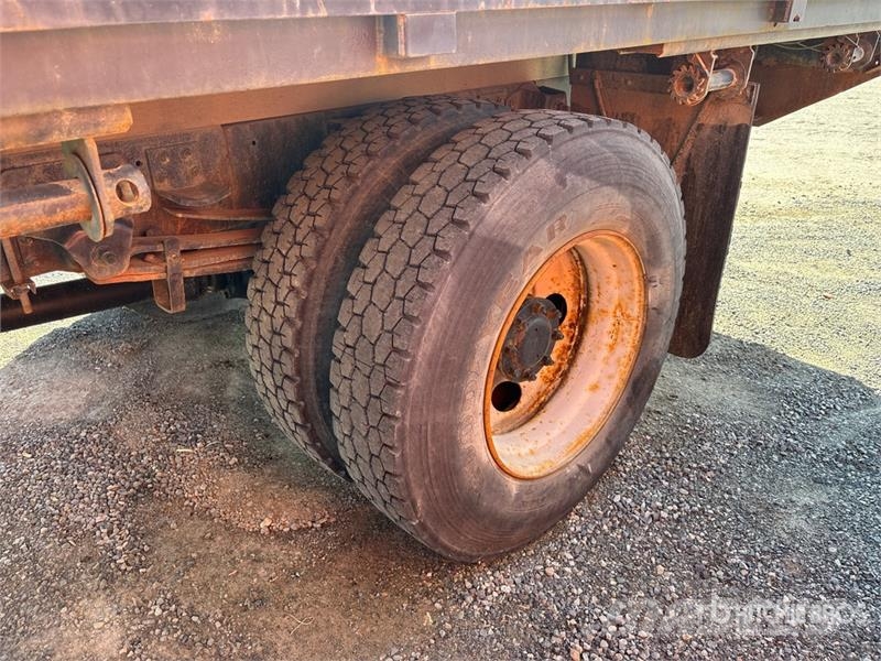 GMC 7500 Top Kick 4x2 Flatbed Truck Camion plateau