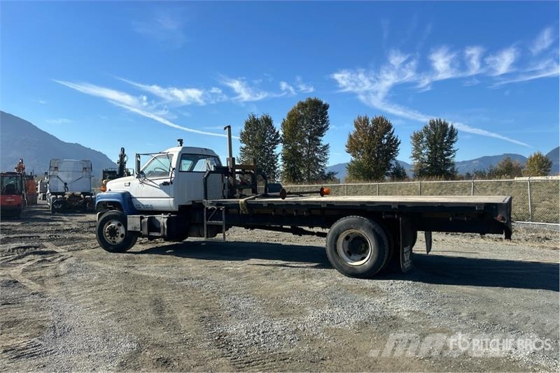 GMC 7500 Top Kick 4x2 Flatbed Truck Platformas/izkraušana no sāniem